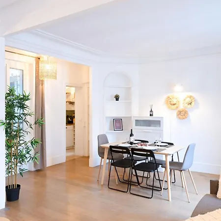 Haussmann Prestige Apartamento *